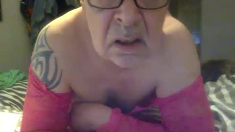 slav266938 online show from 4, 1, 2025