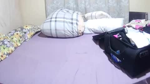 slender_sweetbabe online show from 2, 6, 2026