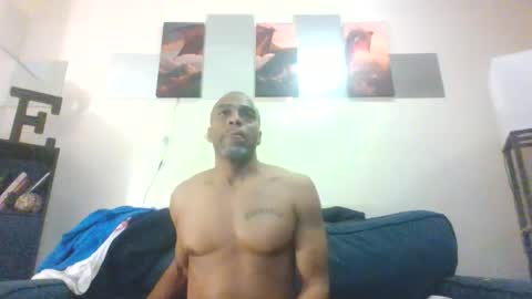 Slim8975 online show from 17, 3, 2026
