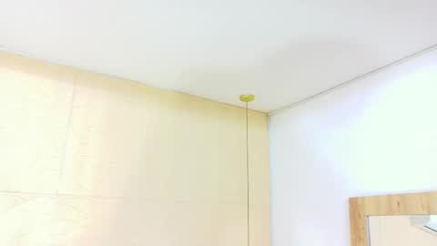 slim_chocobar18 online show from 10, 11, 2025