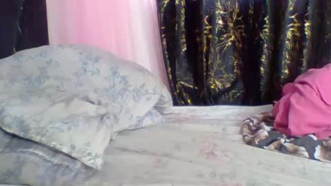 Snapshot of slim_ebony2006 chatting on 11, 7, 2026 Anna online show from 11, 7, 2026