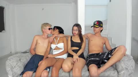 boy without tattoo Bryan -- with tatto Alan - New girl harper online show from 12, 11, 2025