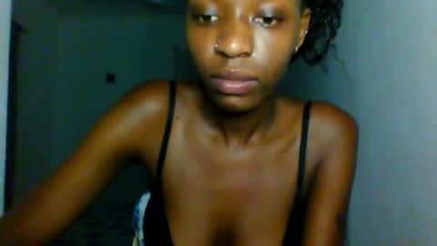Snapshot of slimandthick1 chatting on 4, 5, 2026 slimandthick1 online show from 4, 5, 2026