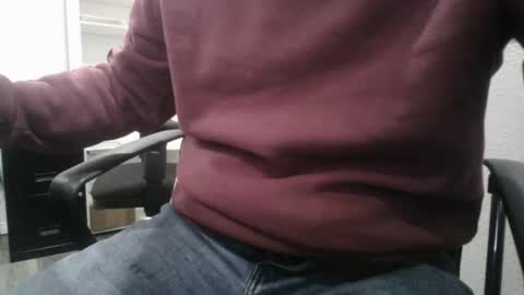 Snapshot of slimjimorange9 chatting on 16, 10, 2025 slimjimorange9 online show from 16, 10, 2025