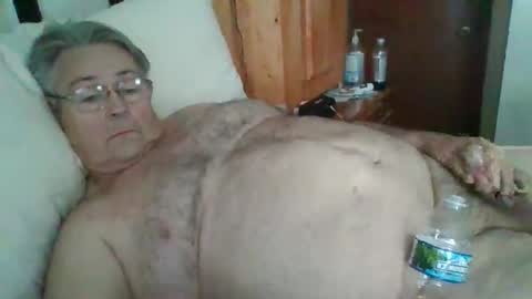 slippery_duck online show from 27, 4, 2026