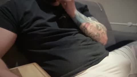 Snapshot of slovakman69 chatting on 4, 10, 2025 just chillin online show from 4, 10, 2025