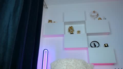 Snapshot of slut_tattoogirl chatting on 18, 2, 2026 Ariana online show from 18, 2, 2026