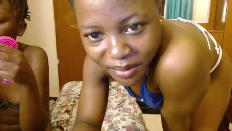 Snapshot of slutty_charmmz chatting on 15, 4, 2026 Bree online show from 15, 4, 2026