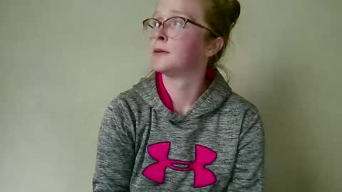 Snapshot of slutty_redhead3 chatting on 21, 9, 2025 Slutty redhead3 online show from 21, 9, 2025