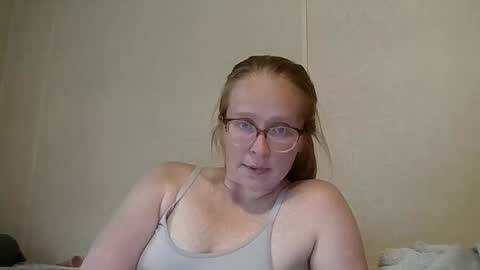 Snapshot of slutty_redhead3 chatting on 24, 9, 2025 Slutty redhead3 online show from 24, 9, 2025