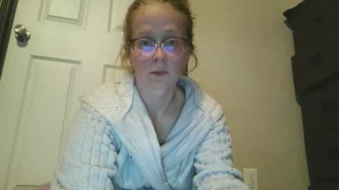 Snapshot of slutty_redhead3 chatting on 3, 11, 2025 Slutty redhead3 online show from 3, 11, 2025