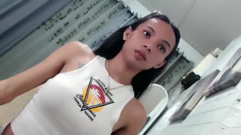 CHIE CHIE online show from 5, 2, 2025