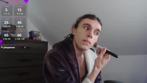 Natsu online show from 3, 12, 2025