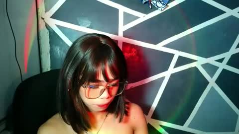 sluttypatotie online show from 23, 4, 2026