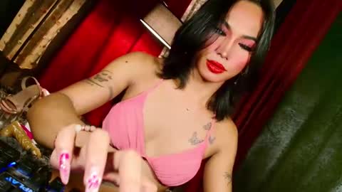 slutxcums_martel69 online show from 30, 9, 2025