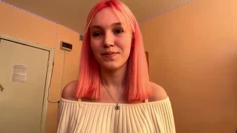 Snapshot of slyviaendo chatting on 28, 3, 2026 Viola online show from 28, 3, 2026