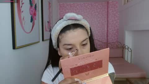 Mariana Torres online show from 17, 5, 2026
