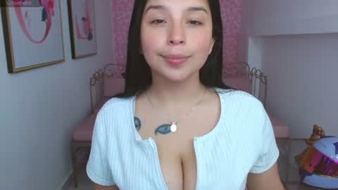 Mariana Torres online show from 12, 6, 2026