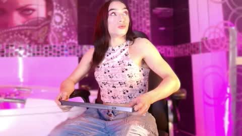 Small Hot19 online show from 18, 3, 2026