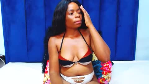 Snapshot of smallboobsxx chatting on 28, 2, 2026 smallboobsxx online show from 28, 2, 2026