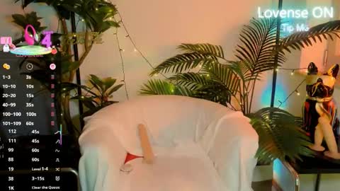 smallestgirlinchat online show from 24, 10, 2025