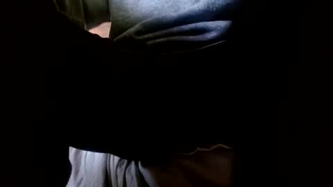 smallmalelass online show from 1, 1, 2025