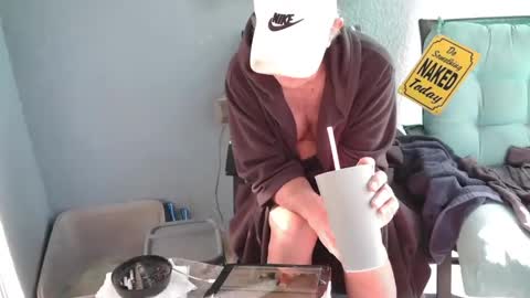 Daddy online show from 5, 12, 2025