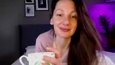 Anna no bbbbybybbabebyy just Anna. And dont call me mom please. online show from 12, 2, 2025