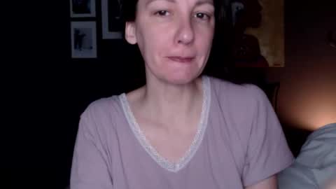 Anna no bbbbybybbabebyy just Anna. And dont call me mom please. online show from 15, 12, 2025