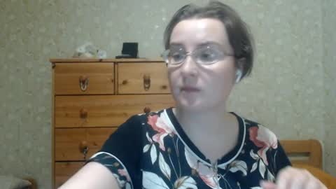 smart_rose online show from 7, 4, 2026