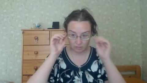 Snapshot of smart_rose chatting on 28, 6, 2026 smart_rose online show from 28, 6, 2026
