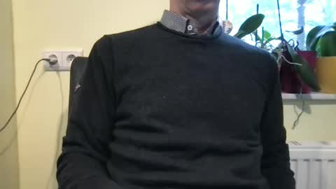 Snapshot of smart_sex69 chatting on 13, 2, 2025 smart_sex69 online show from 13, 2, 2025