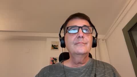 Snapshot of smcuckoldcouple chatting on 16, 11, 2025 Cuckold Couple online show from 16, 11, 2025