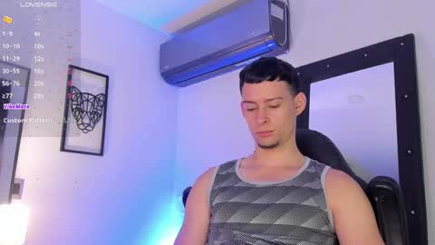 Jade Smiith online show from 5, 3, 2025