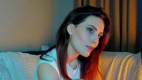 Bella online show from 14, 9, 2025