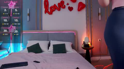 Mia online show from 19, 2, 2025