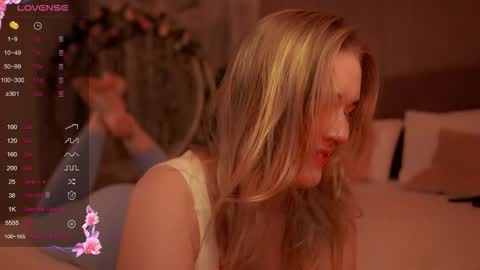 Mia online show from 10, 9, 2025