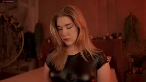 Mia online show from 14, 9, 2025