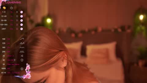 Mia online show from 23, 9, 2025