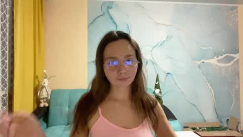 smiling_riddle online show from 18, 12, 2024