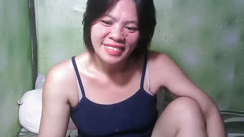 Snapshot of smilinglady27 chatting on 6, 3, 2025 smilinglady27 online show from 6, 3, 2025