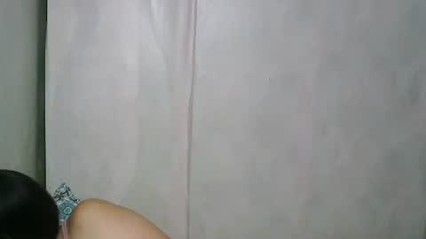 Snapshot of smilinglady27 chatting on 11, 10, 2025 smilinglady27 online show from 11, 10, 2025