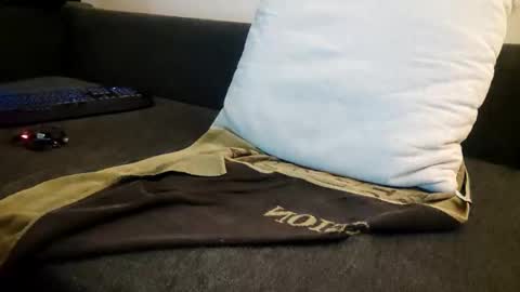 Snapshot of smokeandwatching chatting on 7, 1, 2025 Smokeandwatching online show from 7, 1, 2025