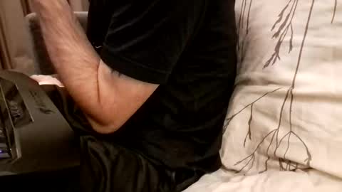 Smokeandwatching online show from 5, 11, 2025