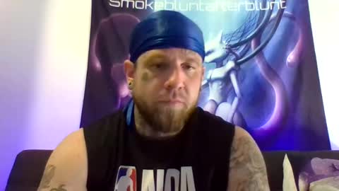 Snapshot of smokebluntafterblunt chatting on 28, 4, 2026 smoke online show from 28, 4, 2026