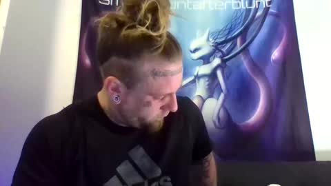 Snapshot of smokebluntafterblunt chatting on 6, 5, 2026 smoke online show from 6, 5, 2026