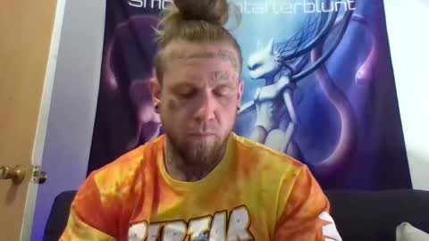 Snapshot of smokebluntafterblunt chatting on 7, 5, 2026 smoke online show from 7, 5, 2026