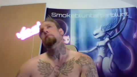 Snapshot of smokebluntafterblunt chatting on 26, 5, 2026 smoke online show from 26, 5, 2026