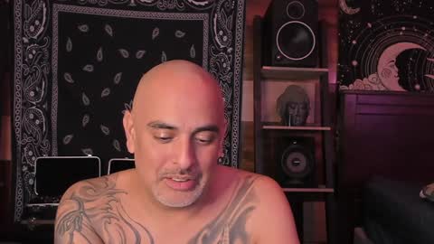 Smokey915 online show from 11, 1, 2025