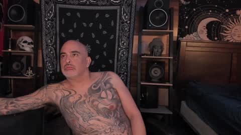 Smokey915 online show from 13, 1, 2025